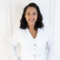 Dra. Thaís A. Lacerda